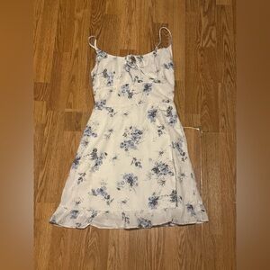Abercrombie & Fitch White and Blue Floral Dress with a ruffle trim
